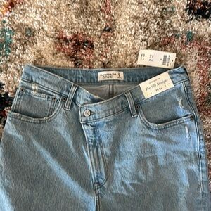 Abercrombie 90s Straight Ultra High Rise Jeans